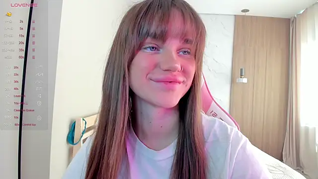 Snapshot of aesthetics__tease chatting on 20, 10, 2025 aesthetics tease online show from 20, 10, 2025