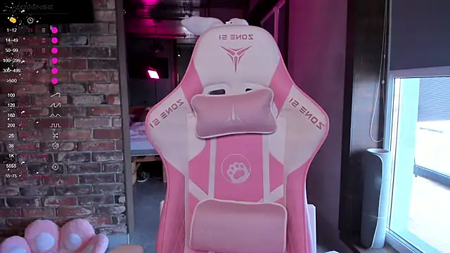 Snapshot of aesthetics__tease chatting on 25, 9, 2025 aesthetics tease online show from 25, 9, 2025