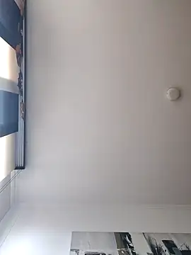 Latiinvenushot online show from 28, 10, 2025