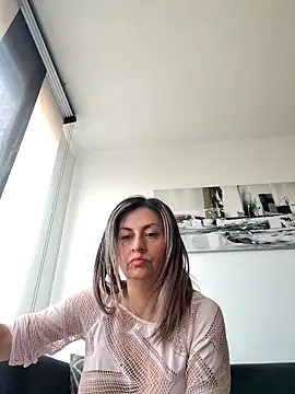 Latiinvenushot online show from 19, 3, 2026