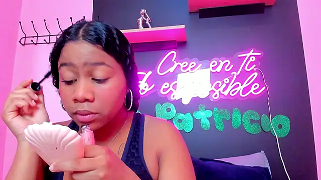 Sofi Fox  online show from 15, 3, 2025