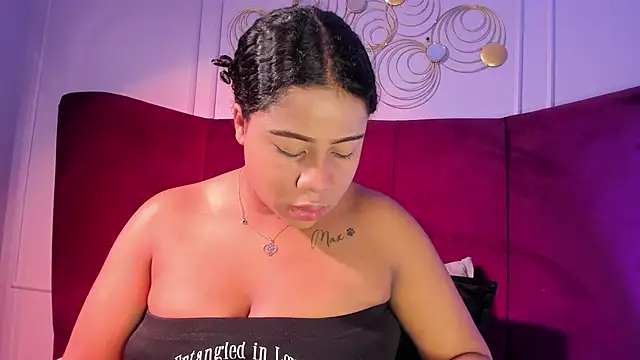 Sofi Fox  online show from 4, 4, 2026