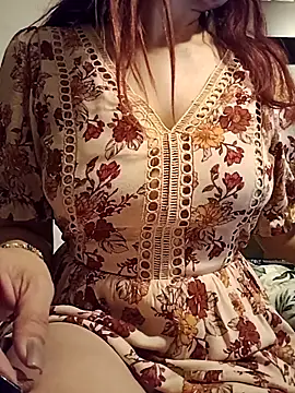 KITTEN-10 online show from 4, 10, 2025