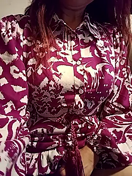 KITTEN-10 online show from 8, 1, 2026