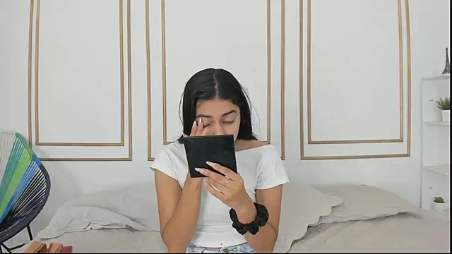 natalia aguirre1 online show from 14, 3, 2025