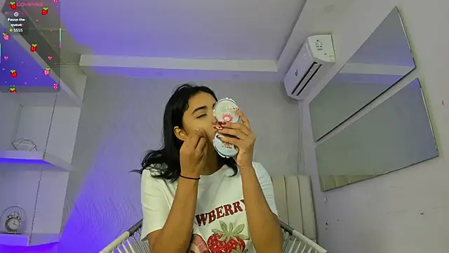 natalia aguirre1 online show from 1, 10, 2025