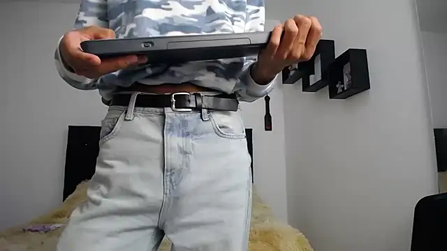 abigail f00x online show from 14, 3, 2025