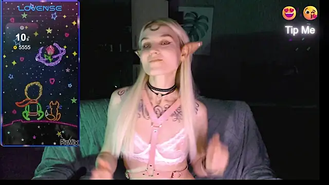 mischellemeow13 online show from 30, 9, 2025