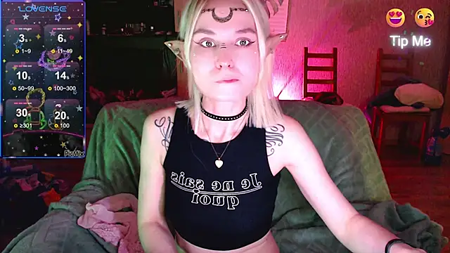 mischellemeow13 online show from 9, 10, 2025