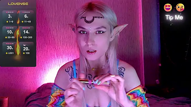 mischellemeow13 online show from 4, 11, 2025