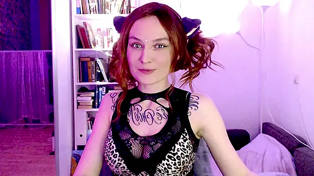 mischellemeow13 online show from 7, 2, 2025