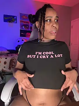 loveluna8 online show from 9, 3, 2025