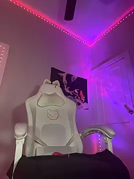 loveluna8 online show from 25, 10, 2025