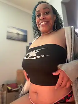 loveluna8 online show from 10, 4, 2026