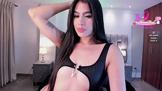 Snapshot of sarita_evanss chatting on 13, 11, 2025 sarita evanss online show from 13, 11, 2025