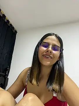 Snapshot of mar_sweett1 chatting on 27, 5, 2026 mar sweett1 online show from 27, 5, 2026