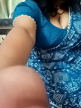 Snapshot of MONA_DARLING31 chatting on 3, 11, 2025 MONA DARLING31 online show from 3, 11, 2025