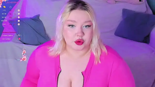 LilyBelll online show from 23, 2, 2025