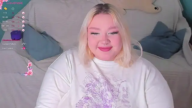 LilyBelll online show from 3, 2, 2025