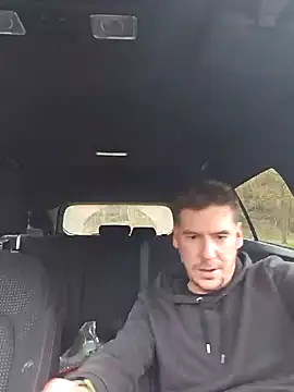 Titanhoott online show from 25, 1, 2025