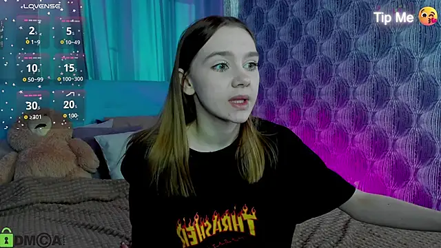 Lesi Moonie01 online show from 11, 3, 2026