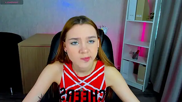 Snapshot of Lesi_Moonie01 chatting on 16, 3, 2025 Lesi Moonie01 online show from 16, 3, 2025