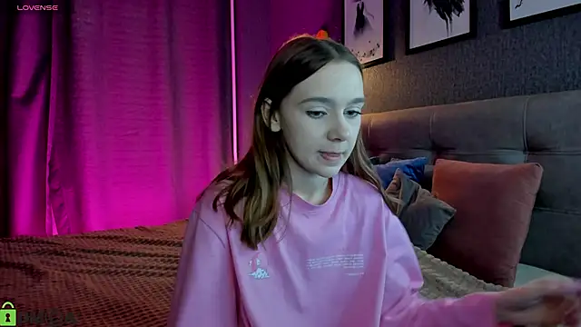 Lesi Moonie01 online show from 22, 2, 2026