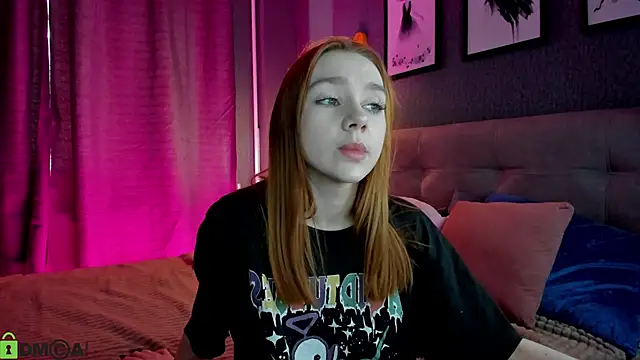 Snapshot of Lesi_Moonie01 chatting on 29, 4, 2026 Lesi Moonie01 online show from 29, 4, 2026