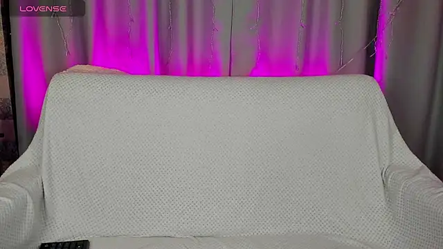 Snapshot of Lesi_Moonie01 chatting on 11, 3, 2025 Lesi Moonie01 online show from 11, 3, 2025