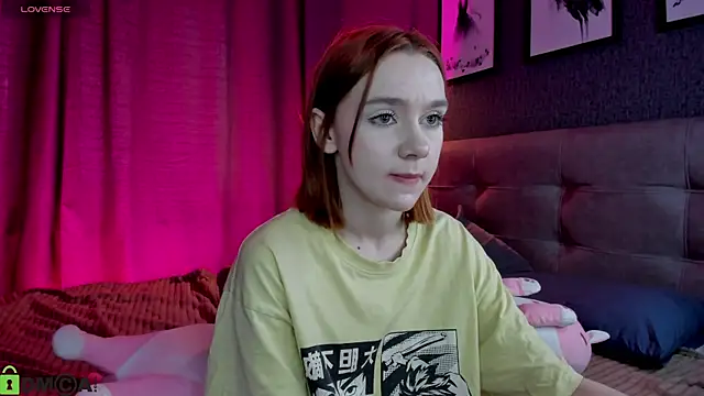 Snapshot of Lesi_Moonie01 chatting on 7, 5, 2026 Lesi Moonie01 online show from 7, 5, 2026