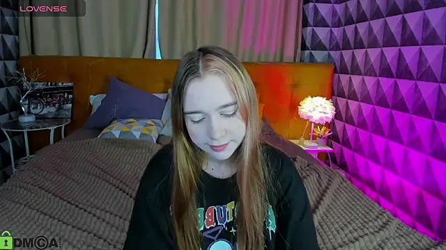 Snapshot of Lesi_Moonie01 chatting on 18, 9, 2025 Lesi Moonie01 online show from 18, 9, 2025