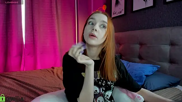 Lesi Moonie01 online show from 3, 4, 2026