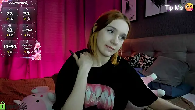 Snapshot of Lesi_Moonie01 chatting on 15, 5, 2026 Lesi Moonie01 online show from 15, 5, 2026