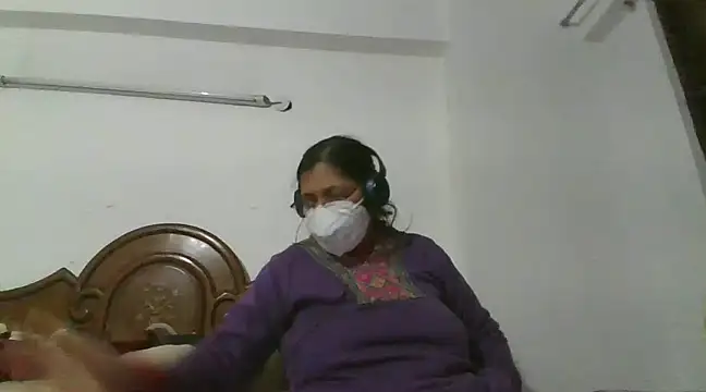 Snapshot of cutiecatty21 chatting on 28, 12, 2024 cutiecatty21 online show from 28, 12, 2024