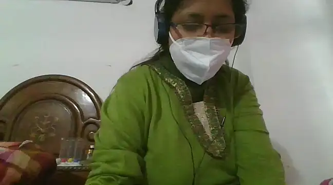 Snapshot of cutiecatty21 chatting on 3, 12, 2024 cutiecatty21 online show from 3, 12, 2024