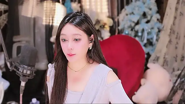 Missy Nana21 online show from 5, 12, 2025