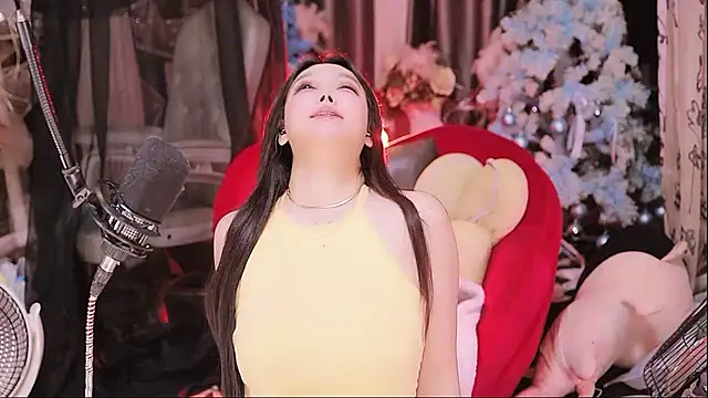 Missy Nana21 online show from 21, 12, 2025