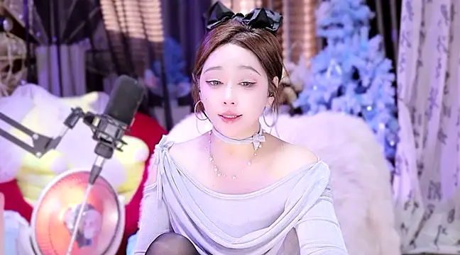 Missy Nana21 online show from 21, 2, 2025