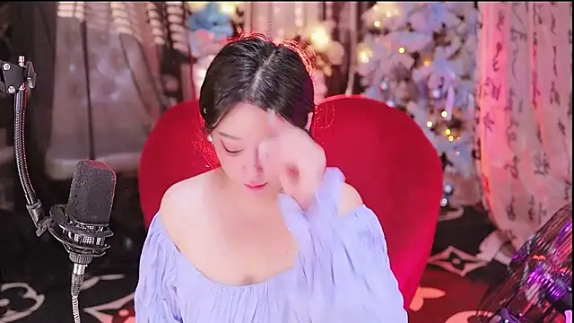 Missy Nana21 online show from 5, 10, 2025