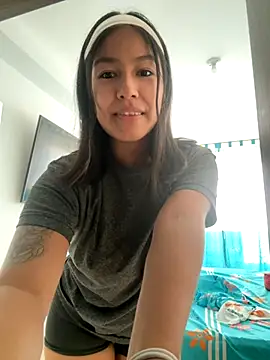 EmmaRossem online show from 15, 9, 2025