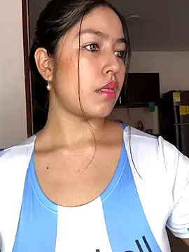 EmmaRossem online show from 19, 10, 2025