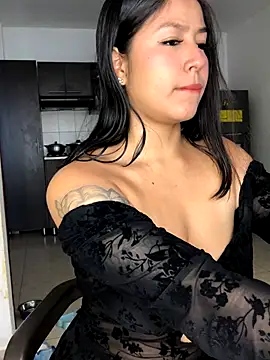 EmmaRossem online show from 27, 10, 2025