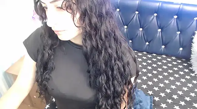 Scarlett Keaton online show from 1, 3, 2025