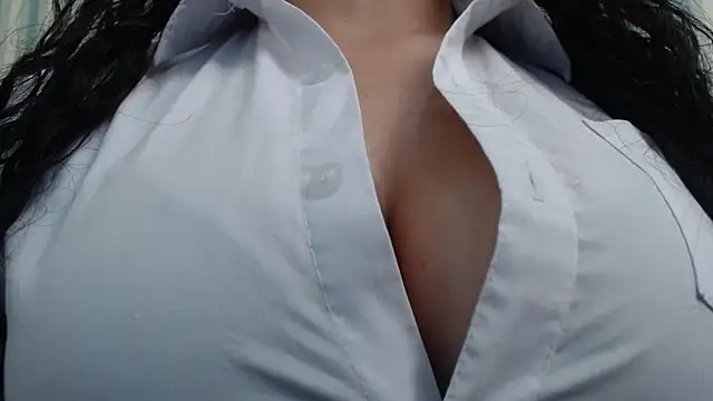 Scarlett Keaton online show from 5, 10, 2025