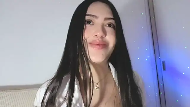 Sweet-Sophiee online show from 25, 4, 2026