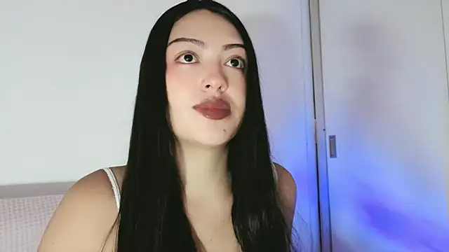 Sweet-Sophiee online show from 18, 7, 2026