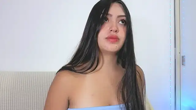 Sweet-Sophiee online show from 13, 1, 2026