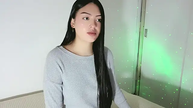 Sweet-Sophiee online show from 24, 7, 2026