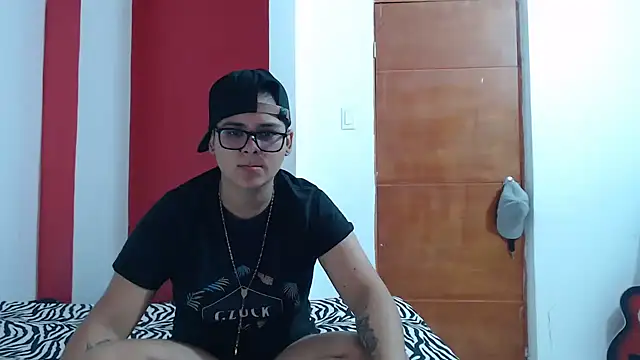 Snapshot of SHARLOTTE_MORGAN chatting on 18, 3, 2025 SHARLOTTE MORGAN online show from 18, 3, 2025