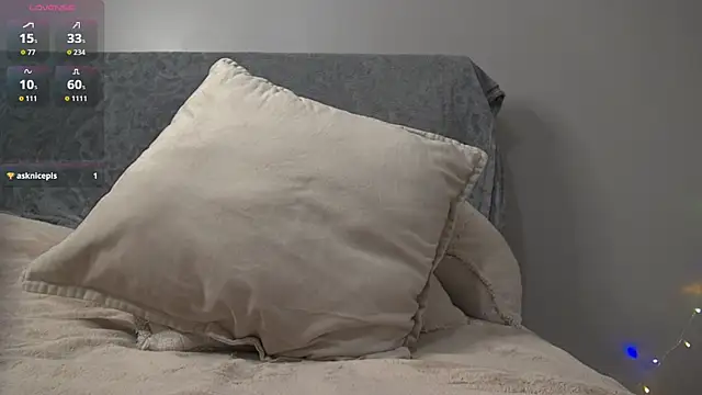 sunnypeachxx online show from 20, 12, 2025